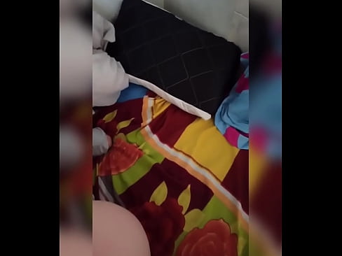 ❤️ Wandinogara naye anogara ega kumba nekuti murume wake anoenda kuzororo ini ndinotora mukana wekusvira nekuzadza mbongoro yake nemukaka. ❤❌  ️❤